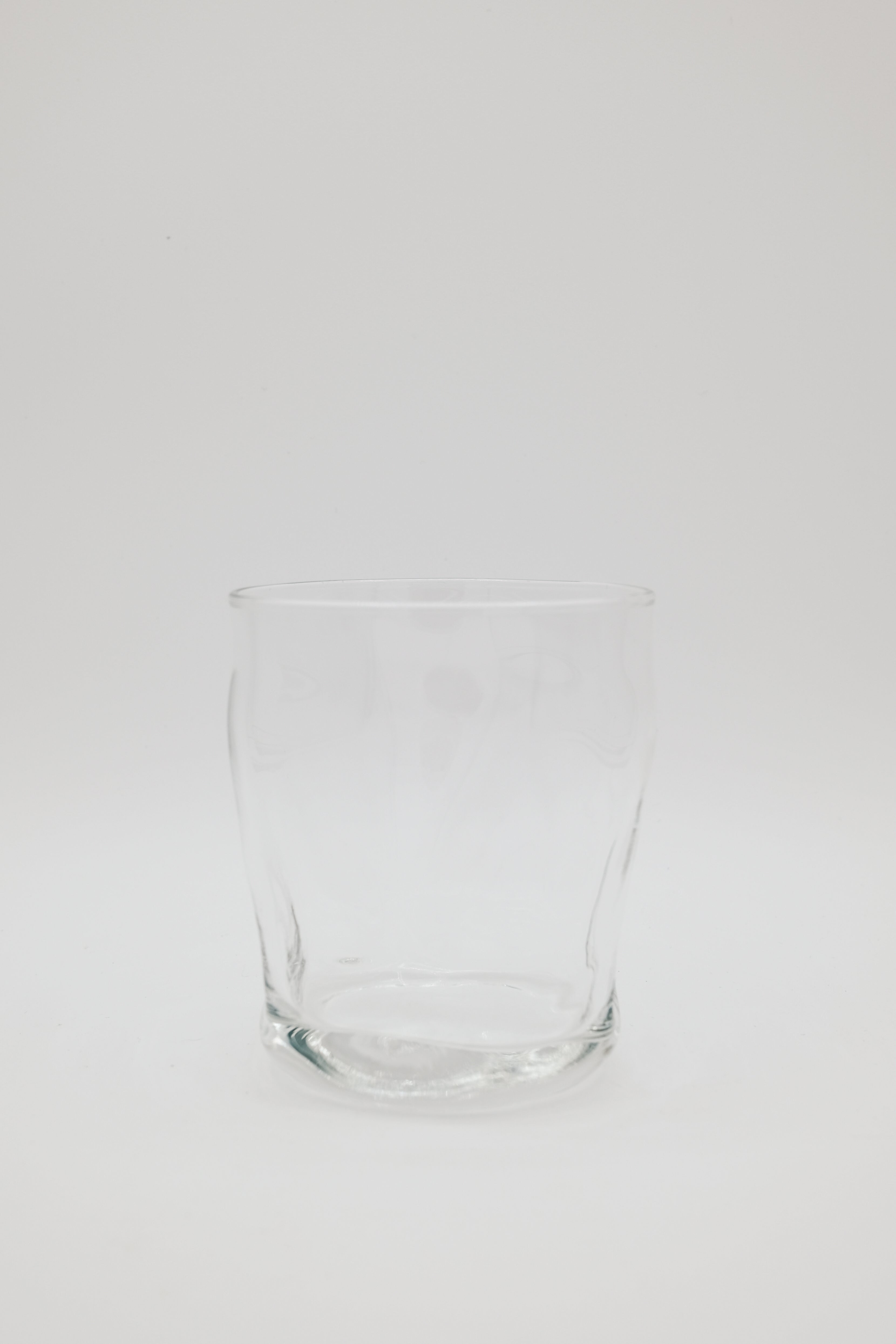 Tebineri Wavy Glass