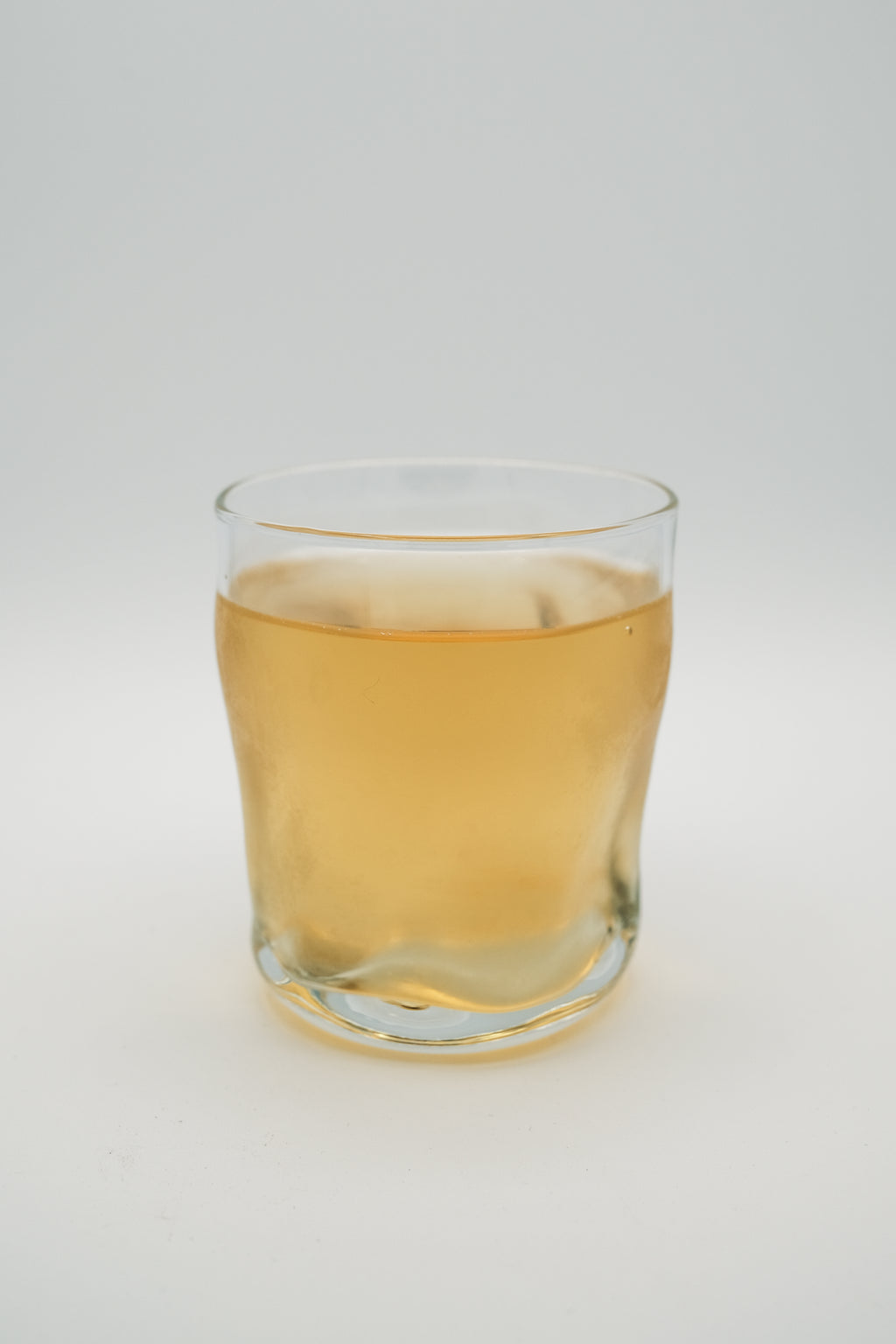 Tebineri Wavy Glass