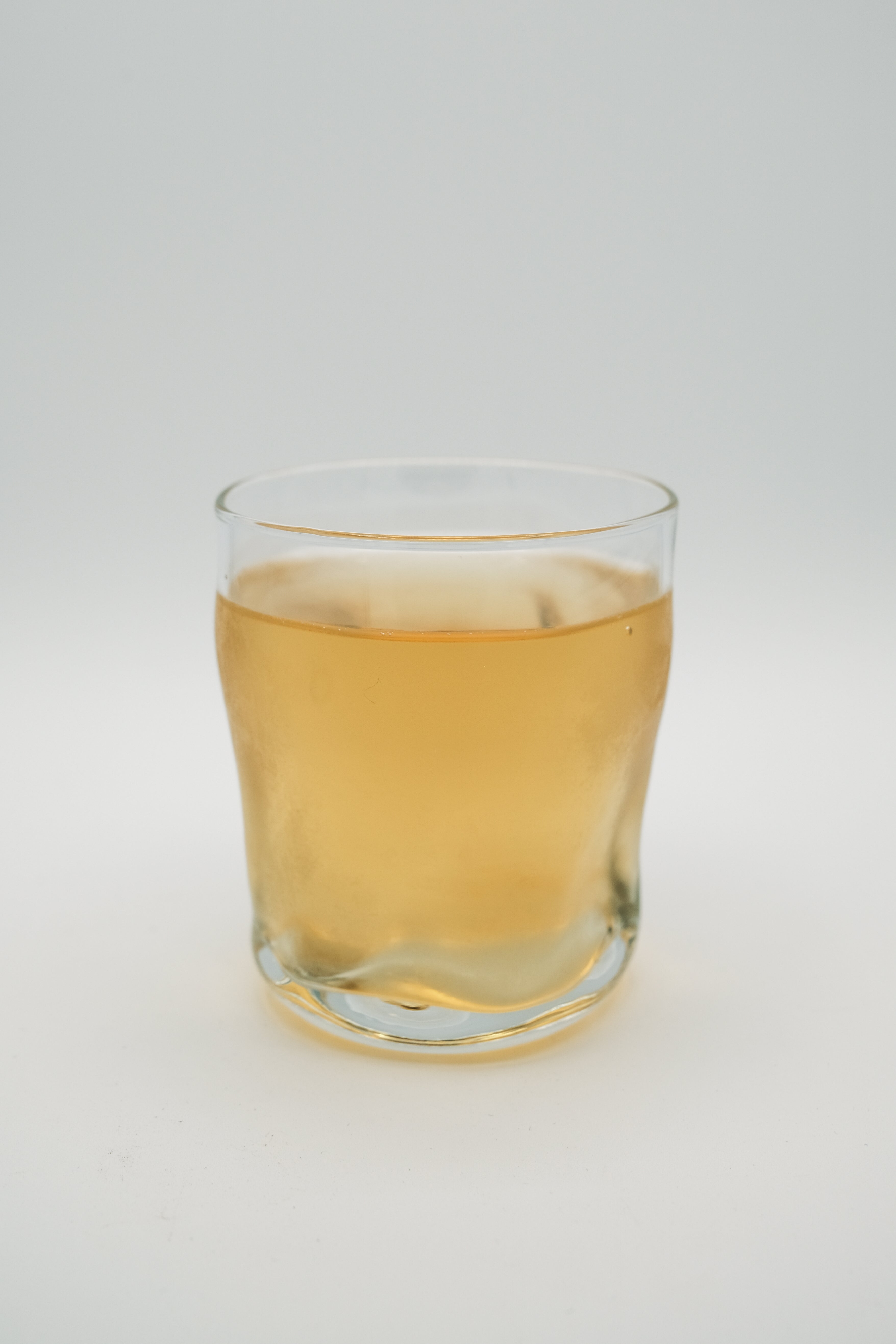 Tebineri Wavy Glass
