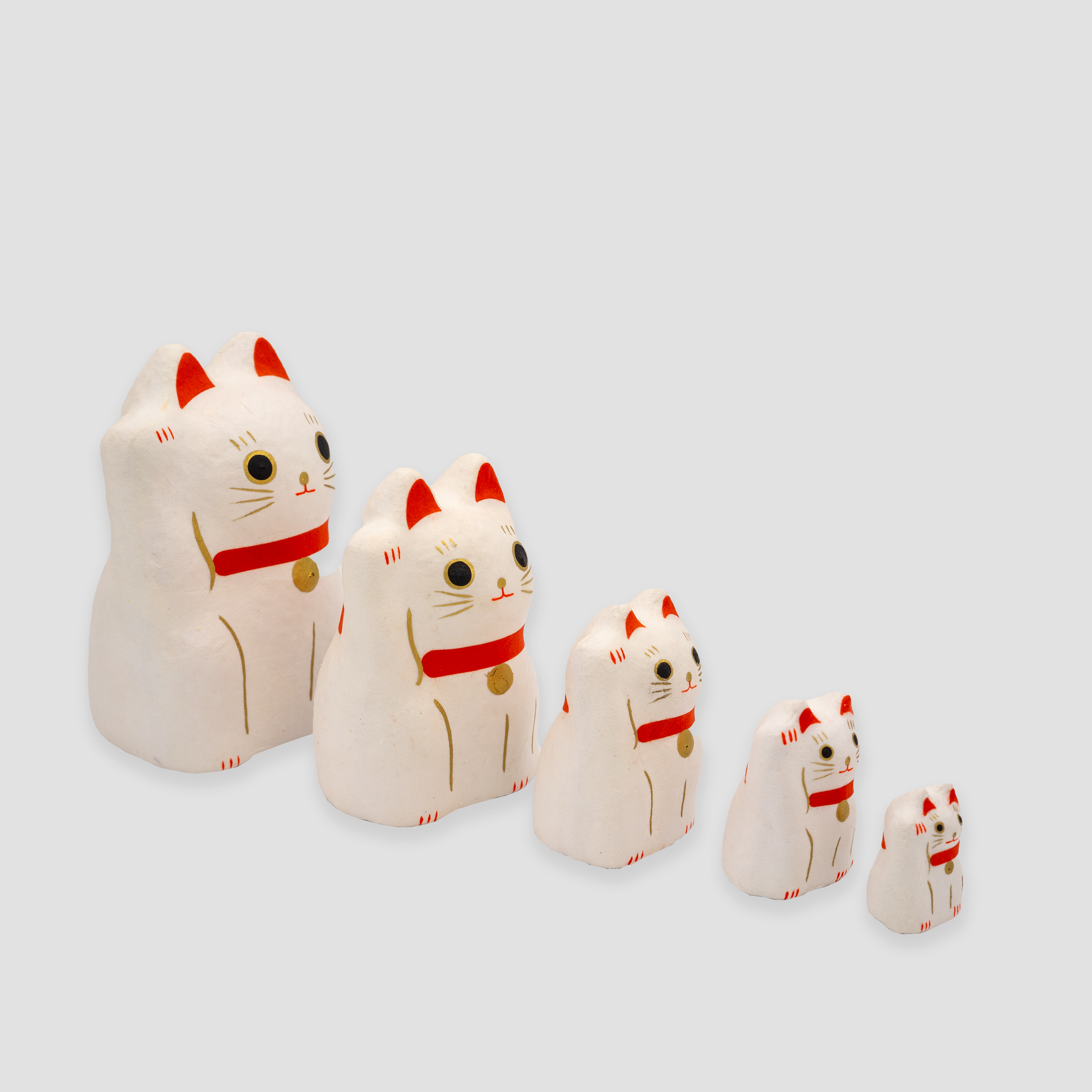 Handmade Paper-mâché Maneki-neko (White)